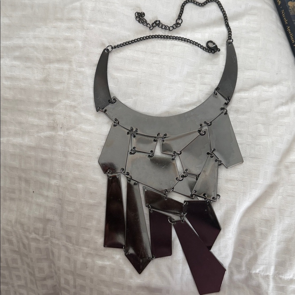 Chic Black Statement Necklace